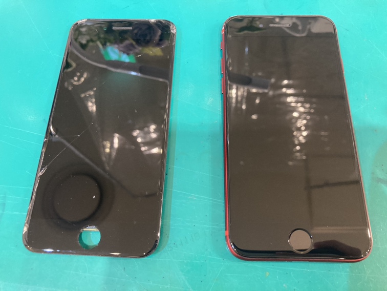 iPhoneSE2(アイフォンSE第2世代/2020モデル)の画面修理ならスマホ修理工房新宿ペペ店へ！