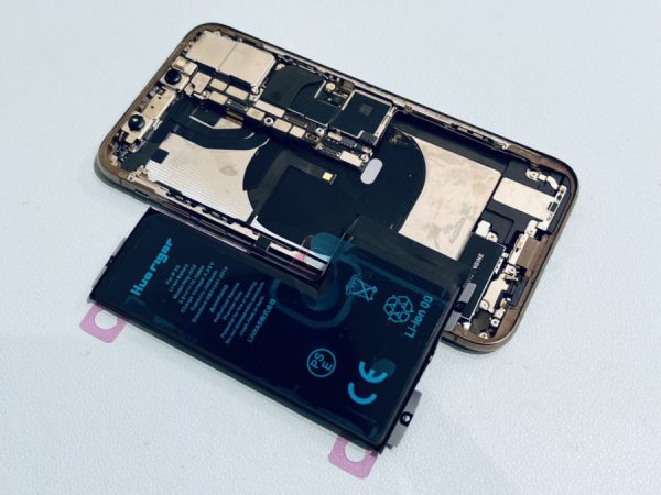 朝100％でもお昼過ぎには30％に。。。iPhoneXS(アイフォン)のバッテリー交換ならスマホ修理工房水戸オーパ店にお越
