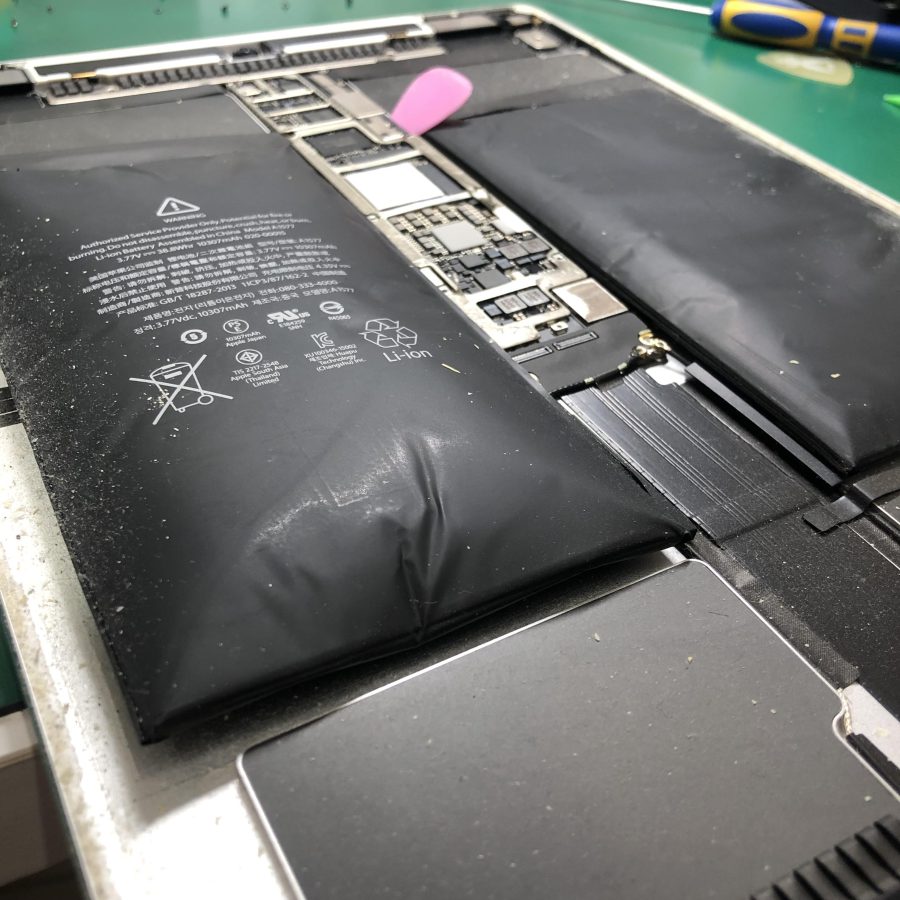 バッテリーが膨れてしまったiPad Pro12.9(2015/初代)のバッテリー交換！