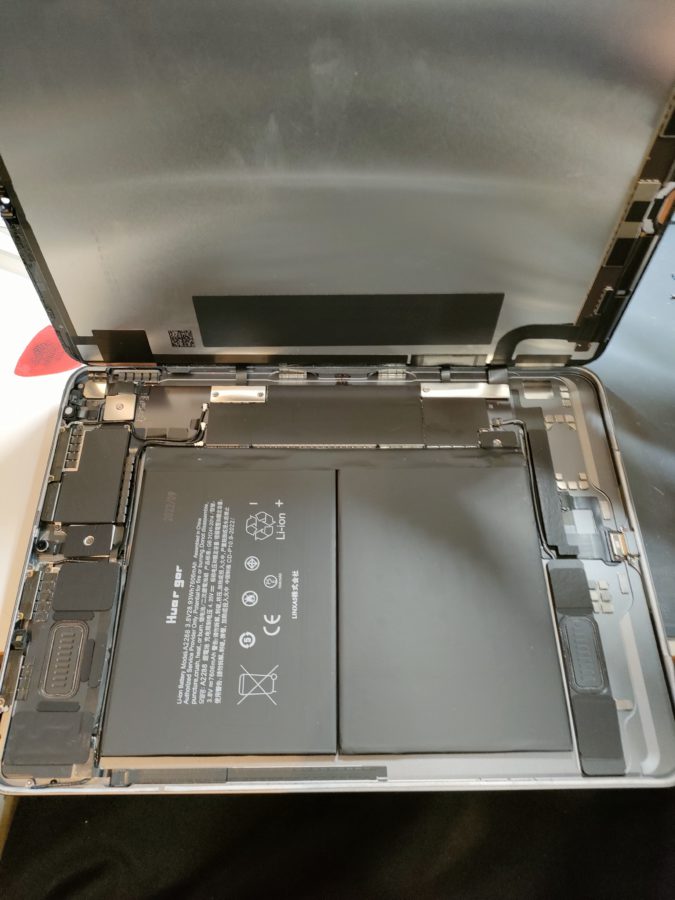 何もしてなくても電池がみるみる減っていくiPad Air 4(アイパッド)のバッテリー交換を行いました！