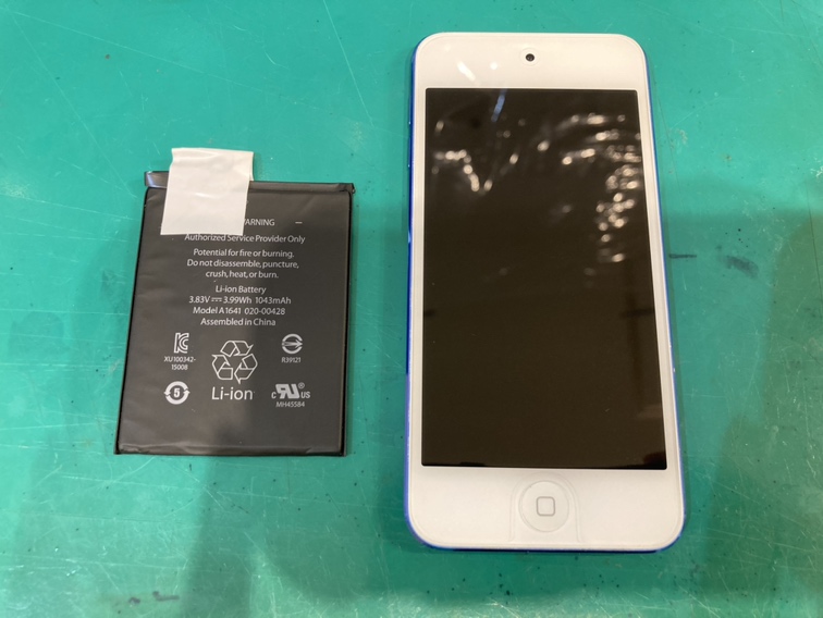 iPod touch6(アイポッドタッチ6/A1574)のバッテリー交換なら、スマホ修理工房新宿ペペ店にお任せください！