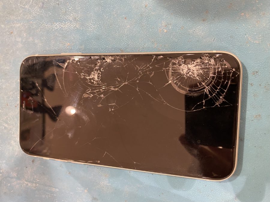 青葉区から!液晶不良のiPhone11(アイフォンイレブン)修理を行いました!【スマホ修理工房　仙台PARCO２店】