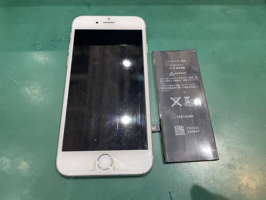iPhone8(アイフォン8)のバッテリー交換は、データそのまま即日修理可能な【スマホ修理工房池袋P‘パルコ店】へ！