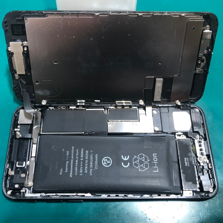 リピーター様ご来店！お買い物ついでにアイフォンメンテナンス♪　iPhone７(アイフォン)　バッテリー交換