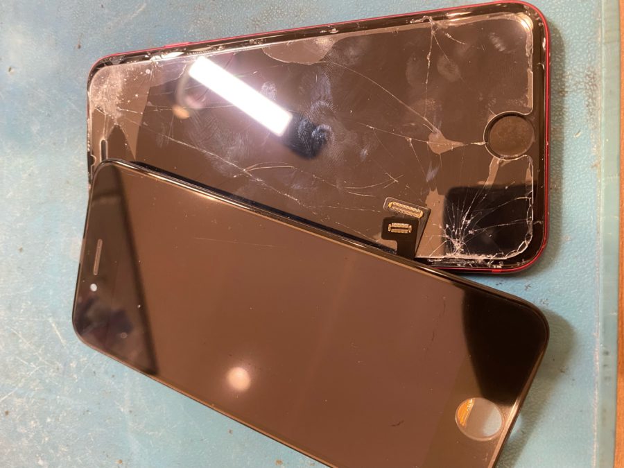 仙台市からお越しのお客様よりiPhone８(アイフォン)の画面割れ修理承りました！【スマホ修理工房仙台PARCO2店】