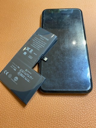 修理に出すのが初めて　長年愛用のiPhoneX(アイフォン)バッテリー交換を行いました!【スマホ修理工房仙台パルコ2店】
