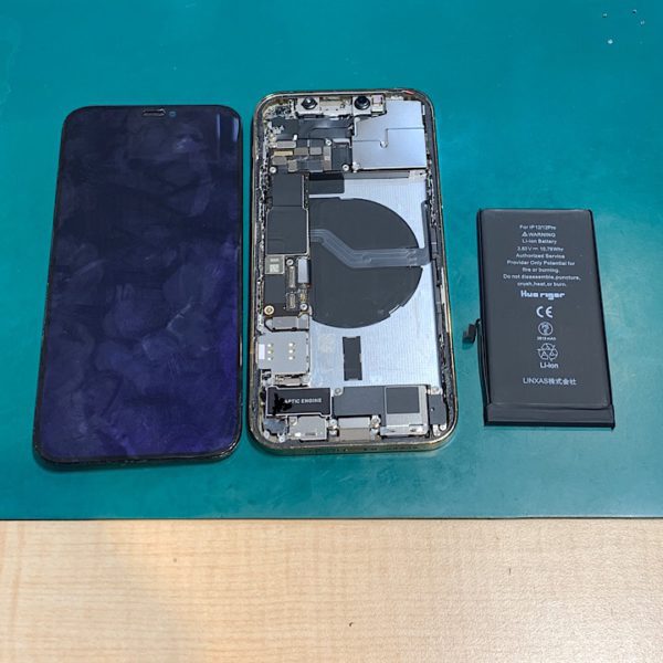 お買い物ついでにチャチャっとバッテリー交換♪　iPhone12 pro（アイフォントゥエルブプロ）　バッテリー交換【iPhone