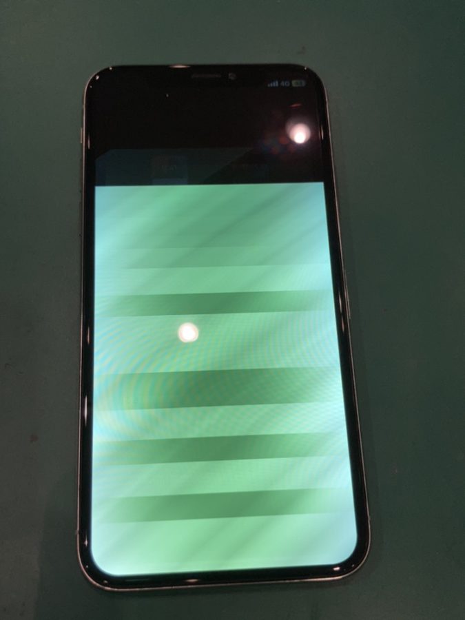 液晶不良のiPhoneX(アイフォンテン)の画面交換を行いました！【スマホ修理工房仙台PARCO2店】