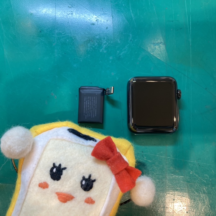 AppleWatch2 42mm(アップルウォッチ2)が起動しない…そんなときはスマホ修理工房新宿ペペ店へ✨