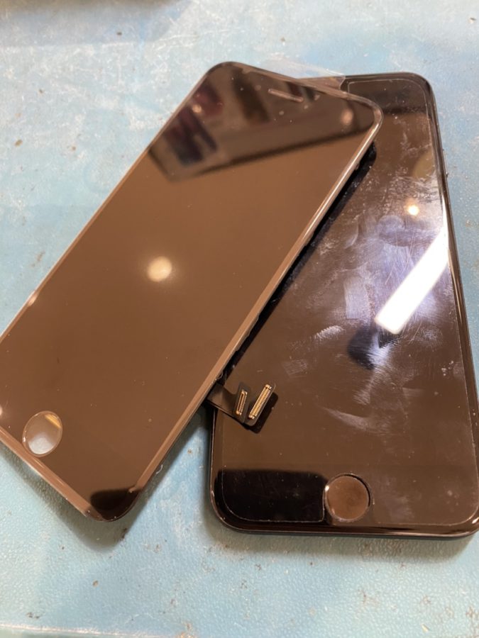 仙台市からお越しのお客様よりiPhoneSE（アイフォン）画面交換承りました！【スマホ修理工房仙台PARCO2店】