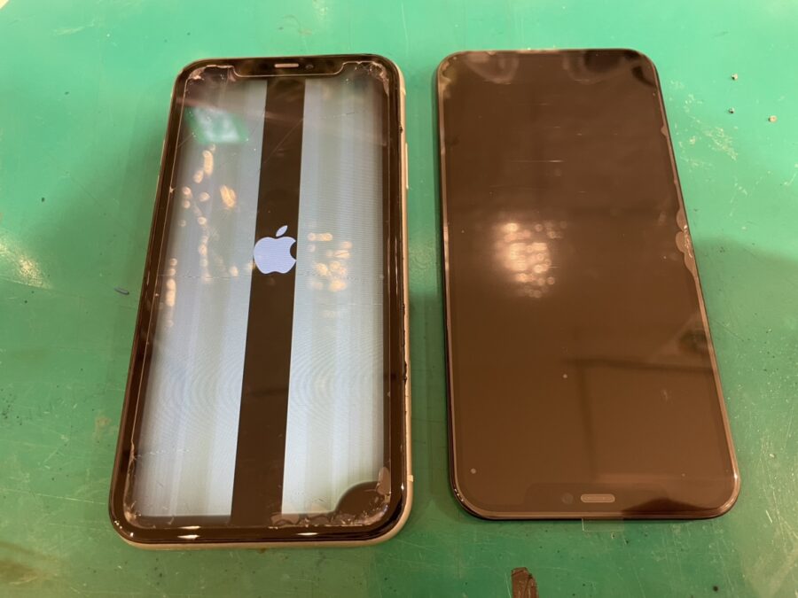 iPhone11(アイフォン11)の水没画面交換修理を行いました?【スマホ修理工房新宿ペペ店】