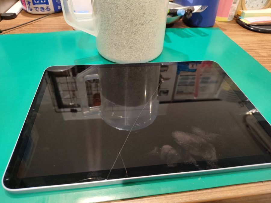 iPad Air4の画面も修理可能！府中駅スグの【スマホ修理工房京王アートマン府中店】