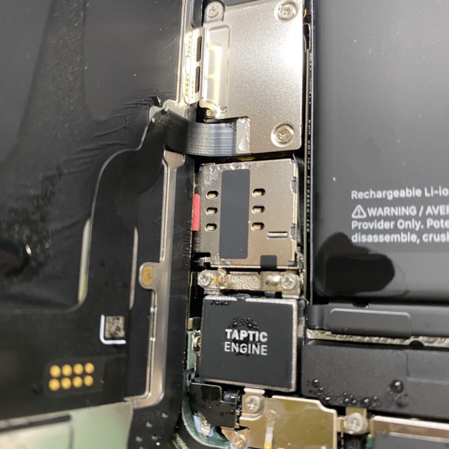 水がかかった、水没させてしまったiPhone13の修理でお急ぎの方は【スマホ修理工房池袋P'パルコ店】が対応いたします！