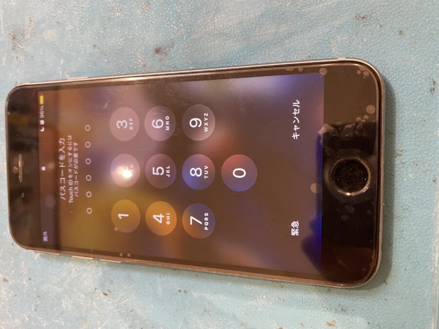ガラスが割れ液晶不良が起こってしまったiPhone6Sお持ち込み頂きました!【スマホ修理工房仙台パルコ2店】