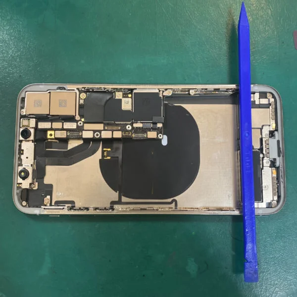 電池の減りが早いのはバッテリー劣化？？　iPhoneX（アイフォンテン）　バッテリー交換