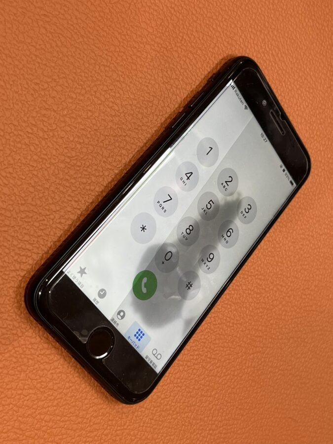 液晶不良が起こってしまったiPhoneSE3（アイフォン）をお持ち込み頂きました!【スマホ修理工房仙台PARCO2店】