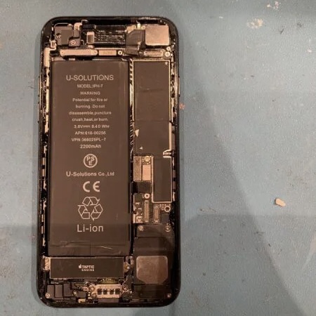 iPhone7（アイフォン）のバッテリー交換をご検討なら、ぜひスマホ修理工房渋谷店をご利用くださいませ！
