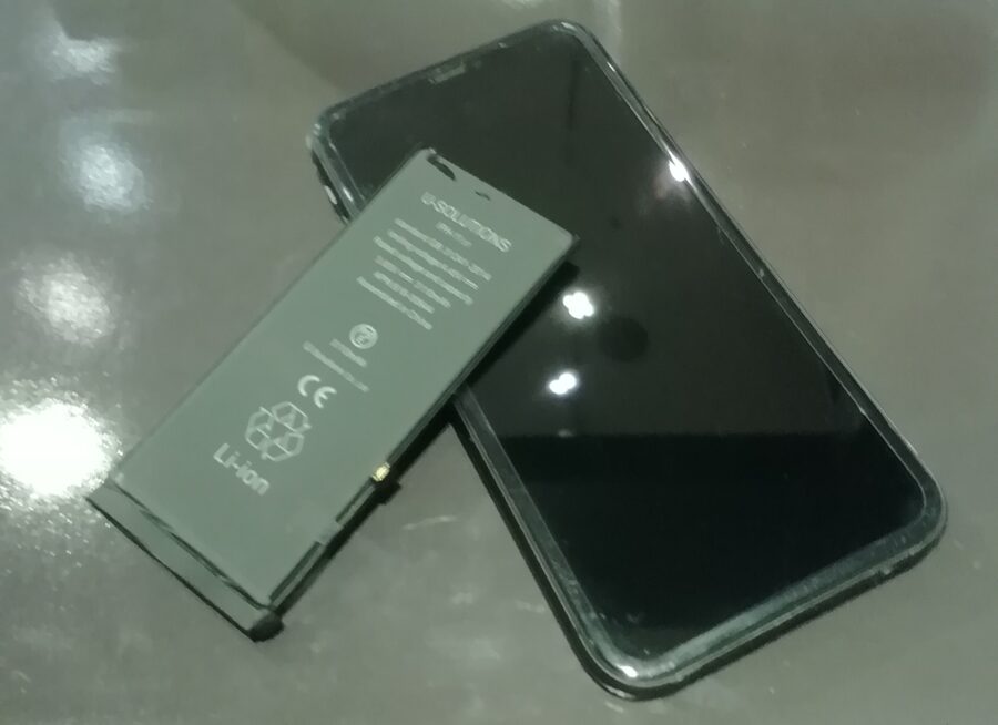 iPhone11（アイフォンイレブン）のバッテリーの不具合は当店にお任せを！