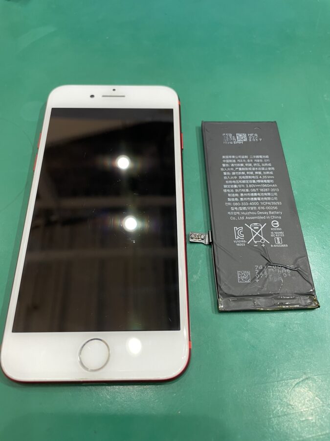 iPhone7（アイフォン7）バッテリーが弱ってきた！そんなときは、【スマホ修理工房池袋P‘パルコ店】へ！