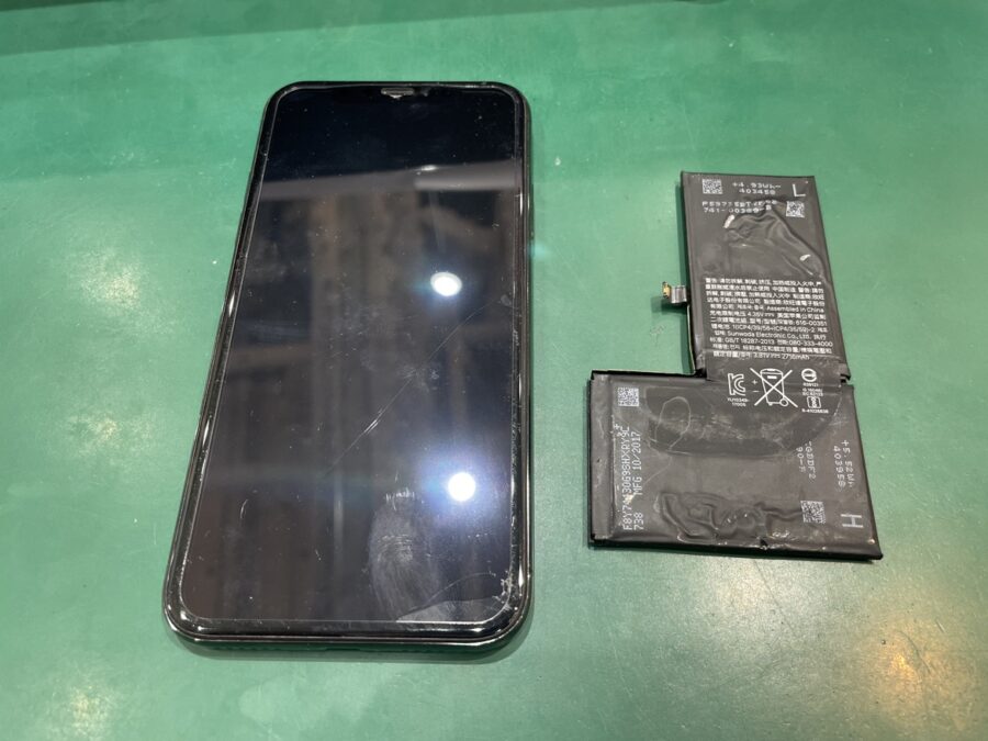 iPhoneX（アイフォンX）の充電の減りが早くなってきた…スマホ修理工房池袋P‘パルコ店】へ！