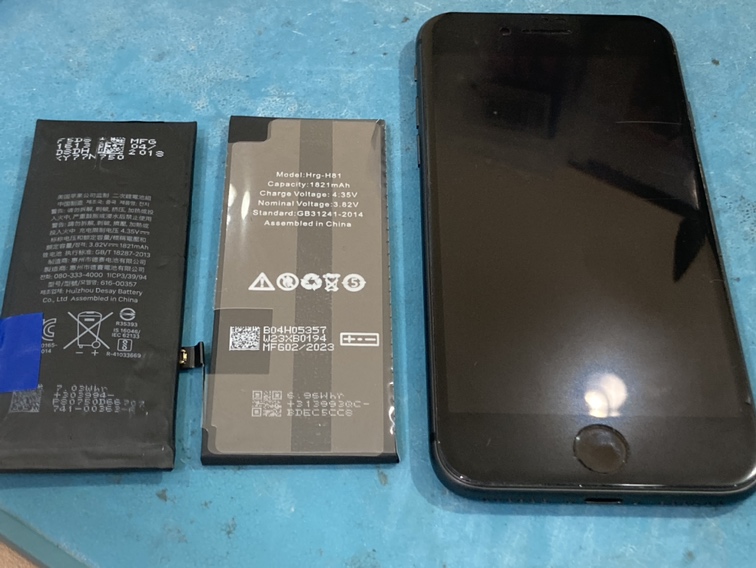バッテリー膨張したiPhone8の修理を承りました！【スマホ修理工房仙台PARCO2】