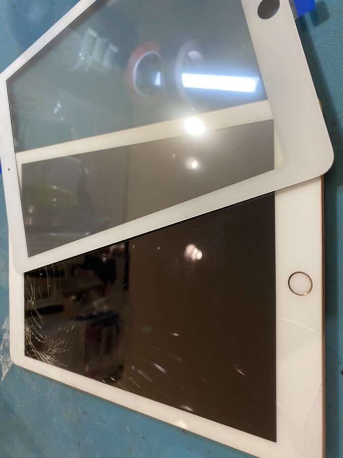 仙台市からお越しのお客様よりiPad６（アイパッド）のガラス割れ修理を承りました【スマホ修理工房仙台PARCO2店】