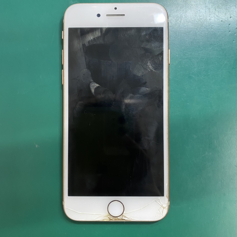 iPhone8（アイフォン8）の画面割れ、液晶破損の修理に即日、短時間対応！【スマホ修理工房池袋P'パルコ店】