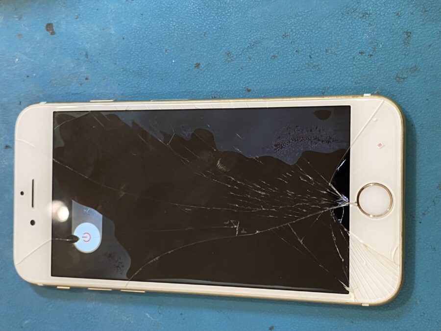 液晶漏れが激しいiPhone6s(アイフォンシックスエス)修理を行いました!【スマホ修理工房仙台PARCO2店】