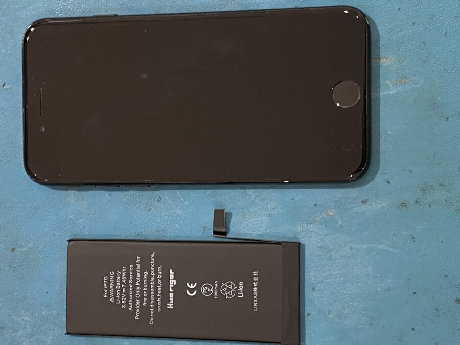 サブ機としてご利用のiPhone7(アイフォンセブン)バッテリー交換を行いました。【スマホ修理工房仙台PARCO2店】