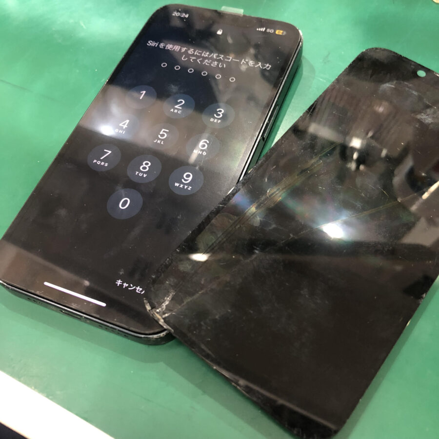 画面が割れてしまったiPhone14（アイフォン14）の即日修理なら、「スマホ修理工房　池袋P’パルコ本店」にお任せください