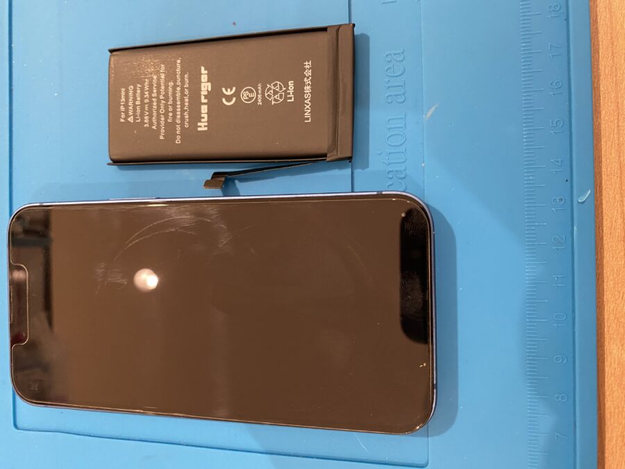 電池の減少が気になるiPhone13mini(アイフォンサーティーンミニ)修理を行いました