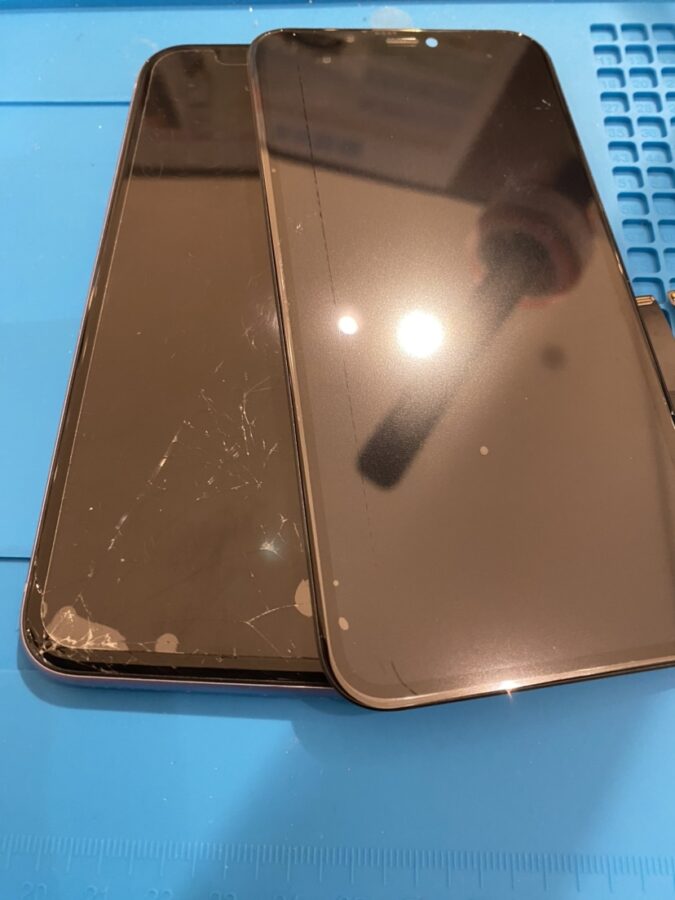 太白区からお越しのお客様よりiPhone11(アイフォン)の画面修理を行わせて頂きました。