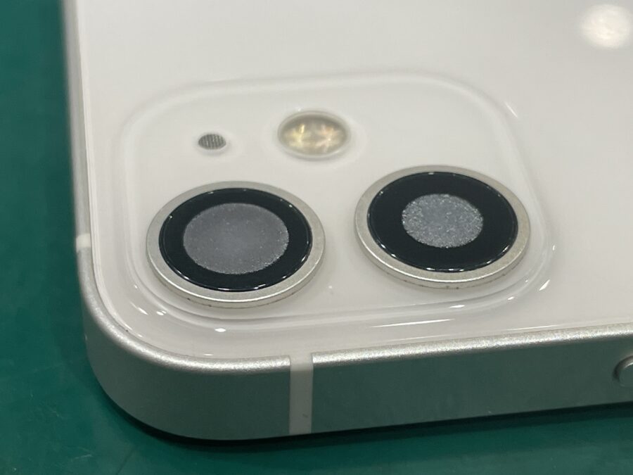 iPhone(アイフォン)を水の中に落としてしまった…そんな時はスマホ修理工房ペリエ千葉店にご相談下さい！