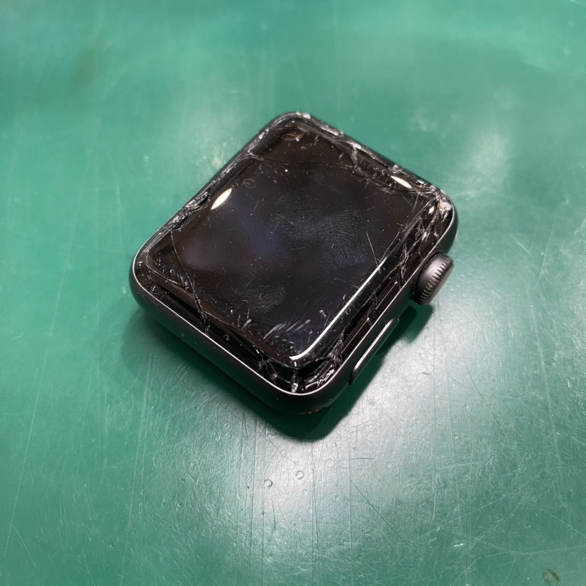 Applewatch series3（アップルウォッチ シリーズ３）の画面修理でお店をお探しでしたら当店にお任せください！
