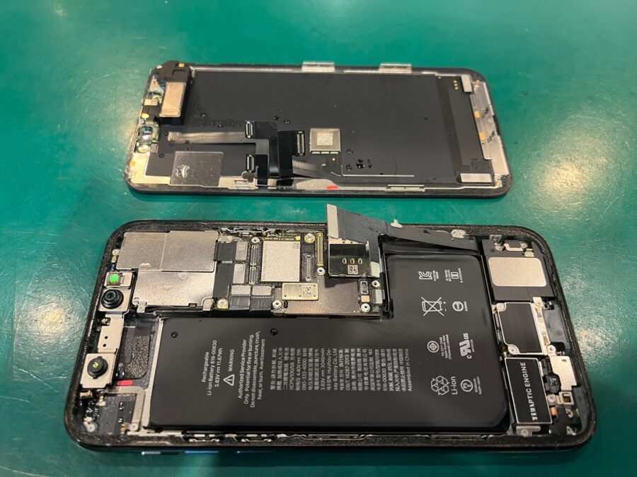 iPhone11pro(アイフォン)を水没させてしまった起動不可のiPhoneも千葉駅すぐのスマホ修理工房ペリエ千葉店へ！