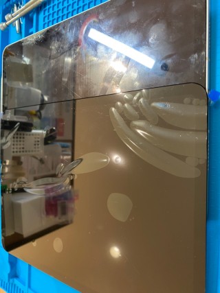 ガラスの割れてしまったiPadPro11(アイパッドプロ11インチ)をお持ち込み頂きました