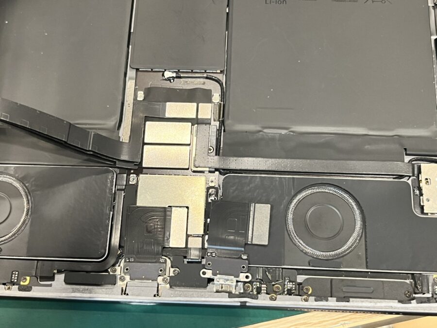 iPadpro12.9第3世代(アイパッドプロ)が充電出来ない!?スマホ修理工房ペリエ千葉店で直るかも！