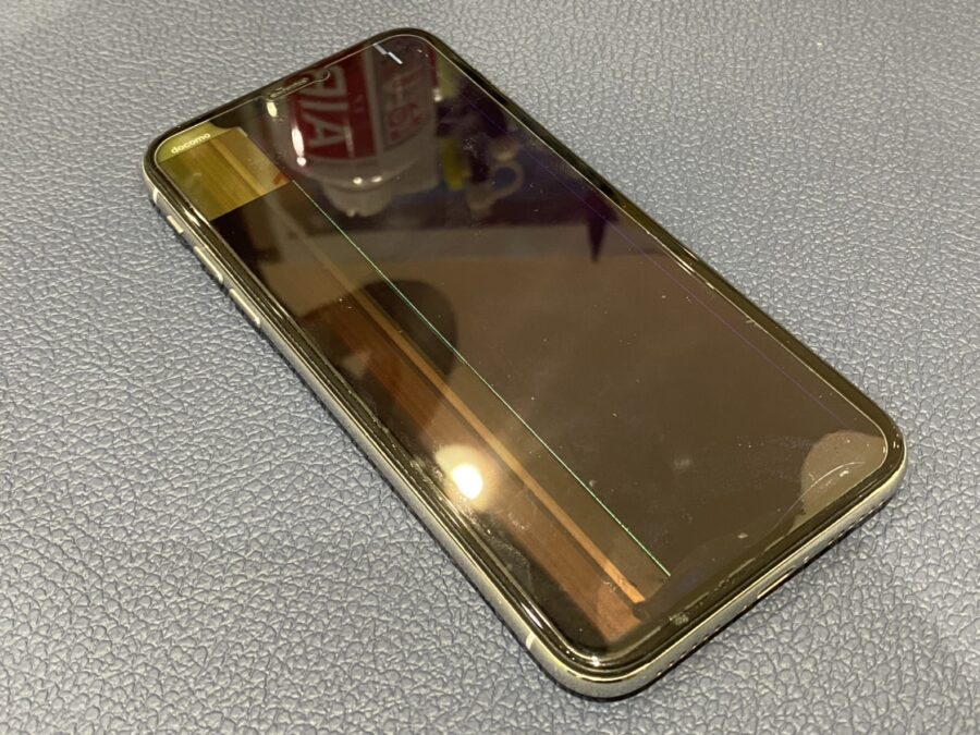 液晶に縦線が映っているiPhoneX（アイフォンテン）の修理をさせていただきました！【スマホ修理工房仙台PARCO2店】