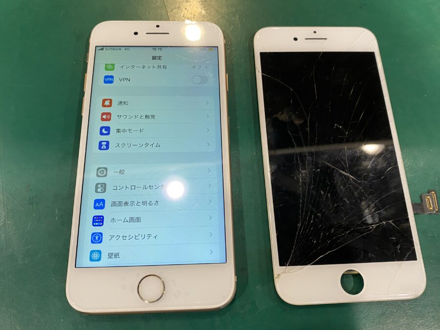 iPhone 8(アイフォン)のコピーパネルの交換てどんな感じ？スマホ修理工房ペリエ千葉店で選べます！