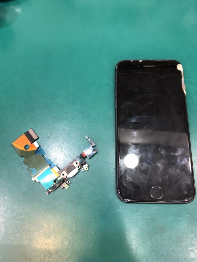 【マイク修理】藤沢市からお越しのお客様より、iPhoneSE2(アイフォンSE2)をお持ち込みいただきました！【iPhone修理