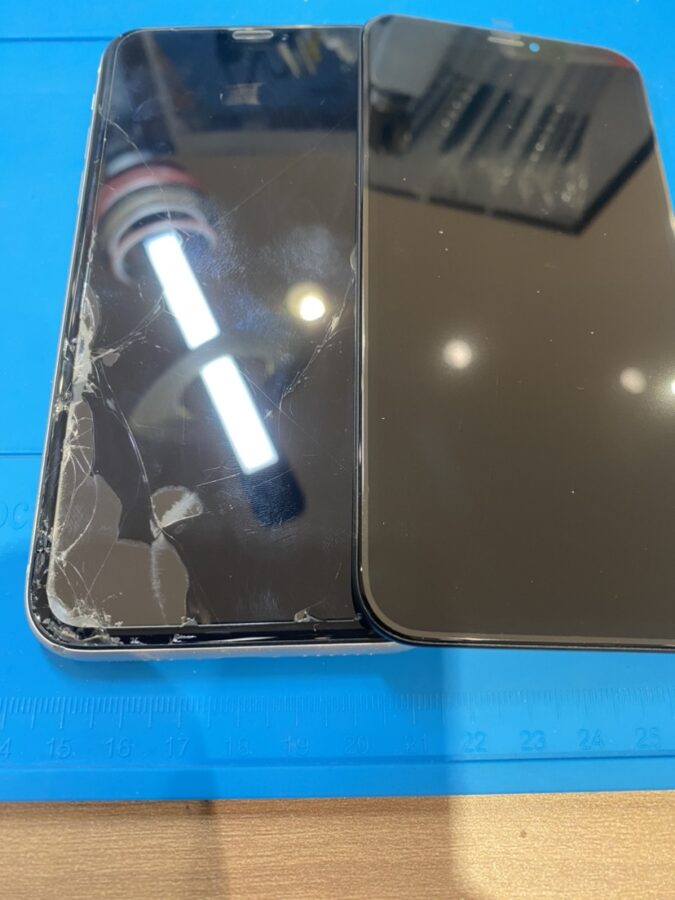 画面が割れてしまったiPhoneXR（アイフォンテンアール）をお持ち込み頂きました！【スマホ修理工房仙台PARCO2店】