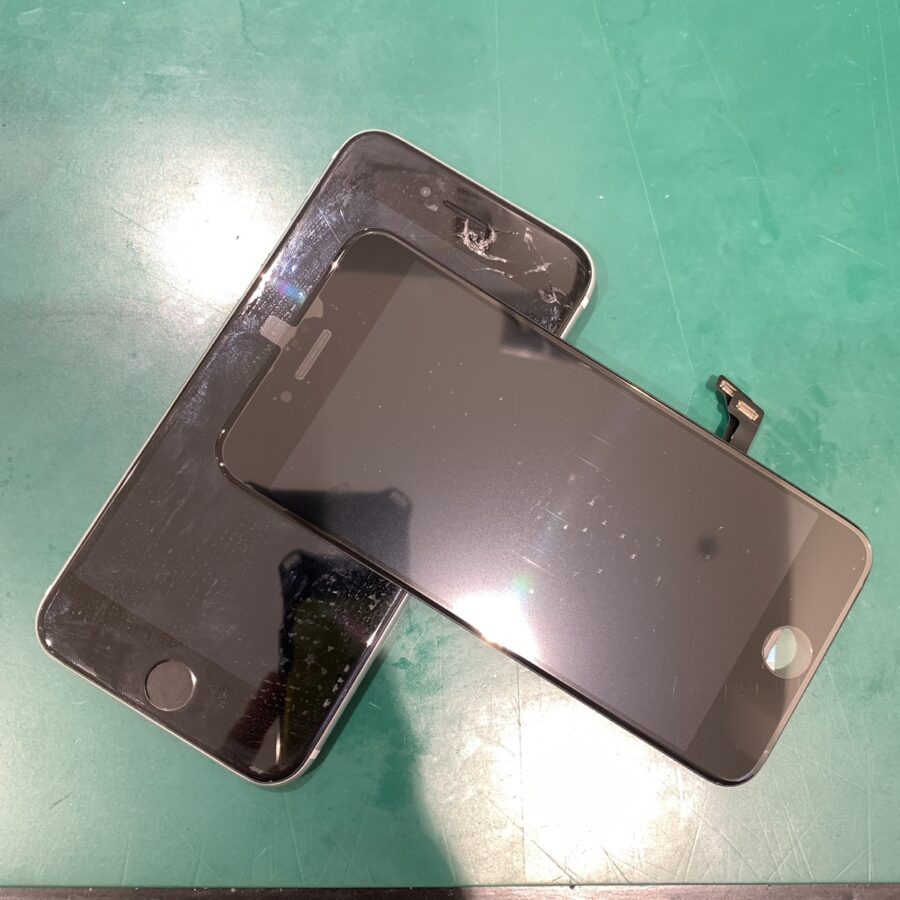 【画面交換修理】iPhoneSE2(アイフォンSE第2世代)の画面交換修理〜【スマホ修理工房 横浜戸塚モディ店】