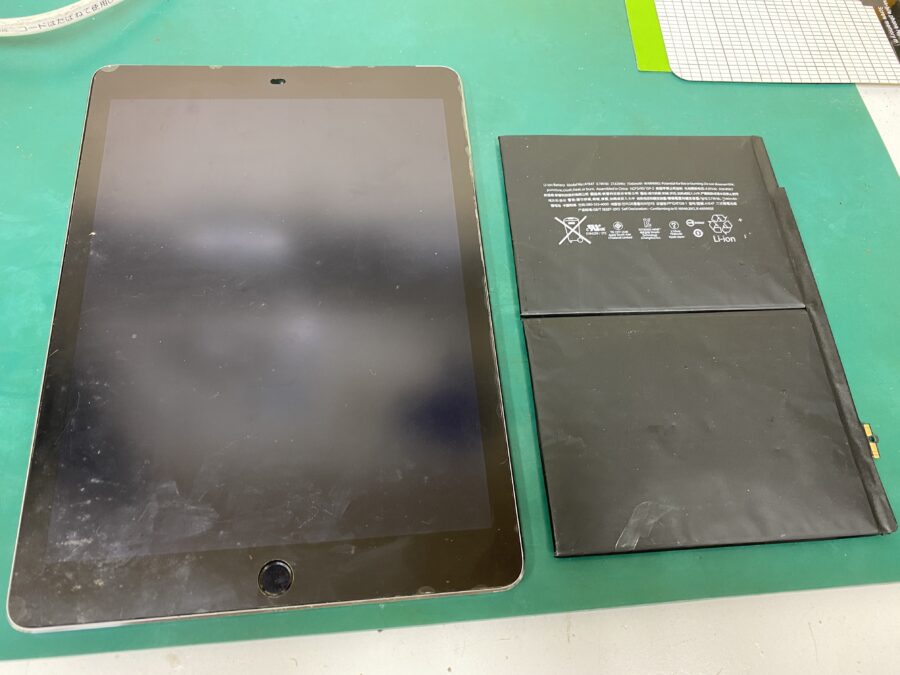iPad Air2(アイパッド)バッテリーの膨張。データー消さずに直したいなら即日修理の【スマホ修理工房西大島店】へ