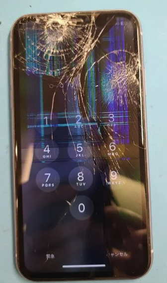【修理】藤沢市辻堂からお越しのお客様より、iPhone11(アイフォン11)をお持ち込みいただきました！