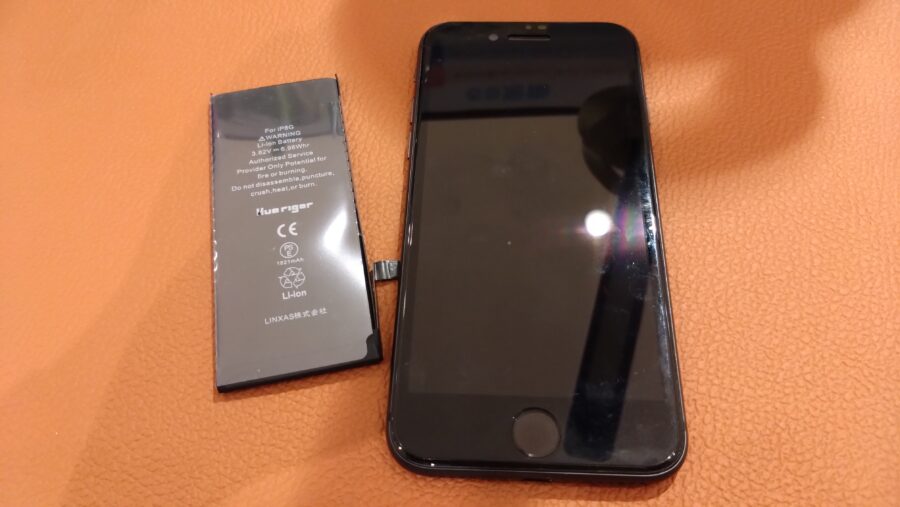 バッテリーが劣化してしまったiPhone8（アイフォンエイト）の修理を行いまいた！【スマホ修理工房仙台PARCO2店】