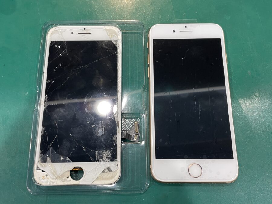 iPhone8(アイフォン)の画面バキバキ修理はスマホ修理工房ペリエ千葉店にお任せください！