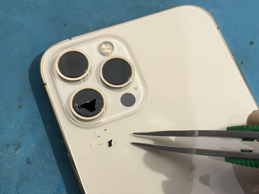 iPhone12Promaxのカメラレンズ割れも即日修理が可能です！【スマホ修理工房渋谷店】