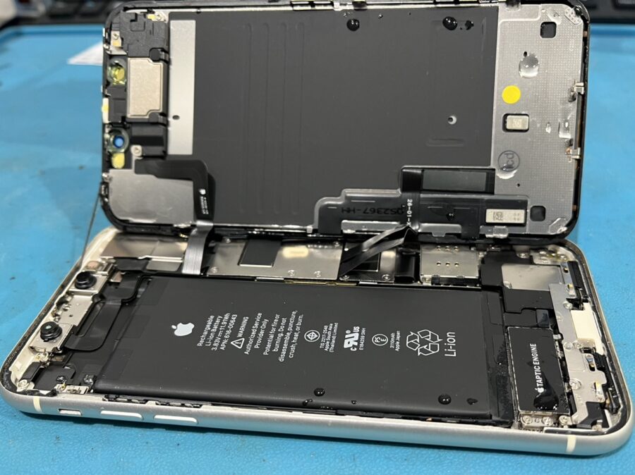 冬の長風呂でつい、、、iPhone11（アイフォン）を水没させてしまったら、大至急スマホ修理工房渋谷店へお持ち込みください
