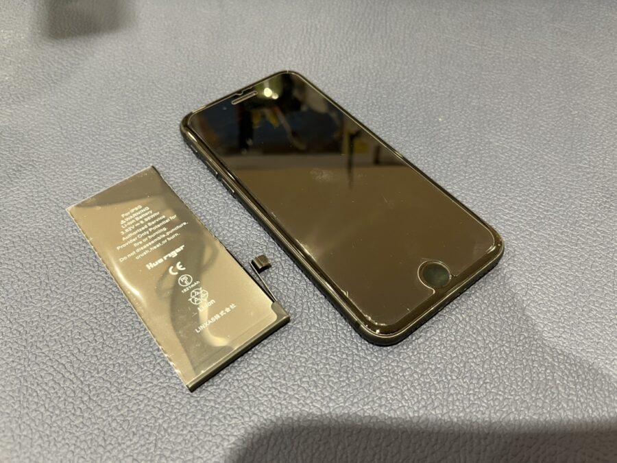 充電の減りが早いiPhone8（アイフォンエイト）の修理を行いました！【スマホ修理工房仙台PARCO2店】