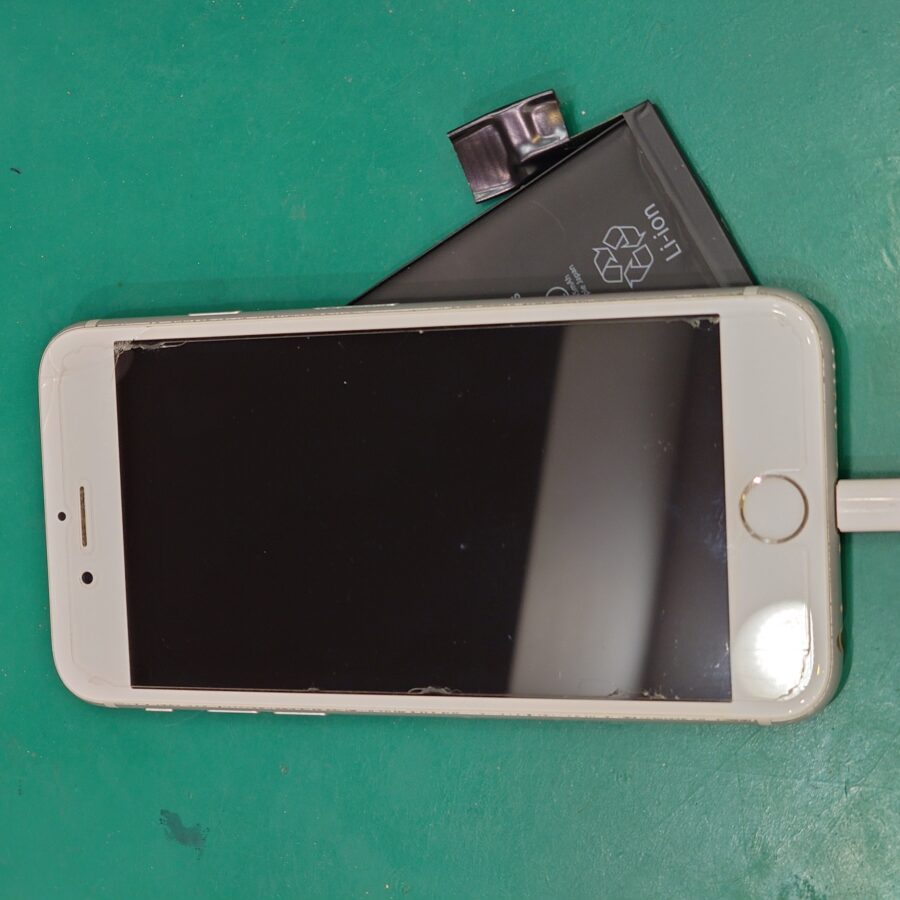 【バッテリー交換修理】藤沢市からお越しのお客様より、iPhone 6s(アイフォン 6s)をお持ち込みいただきました！【